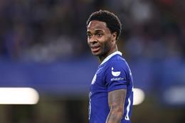 Sterling sẵn sàng đá hậu vệ cánh tại Chelsea 